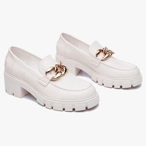 Brand new beautiful Zara platform loafers with gold chain, very trendy.